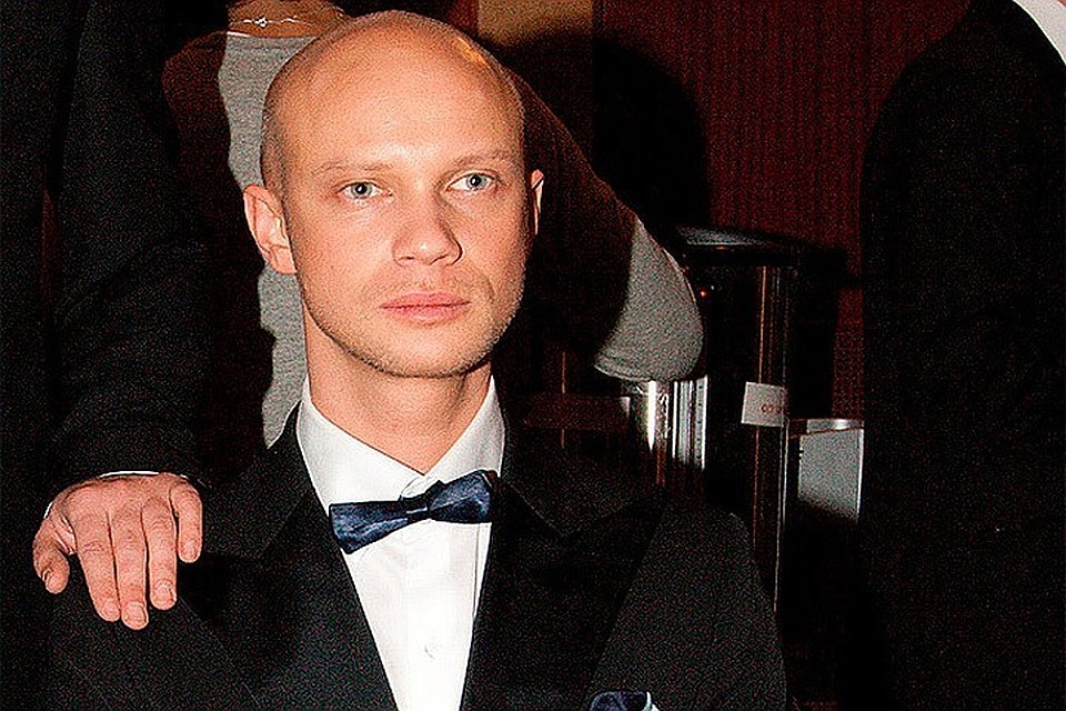 Дмитрий Хрусталев теперь ездит на работу на такси.