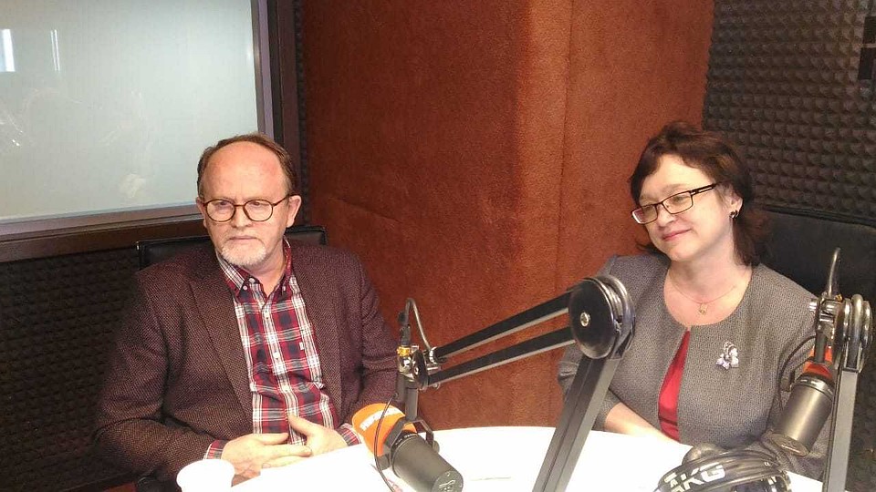 Ирина Кирилова, заместитель директора и Виктор Рерих, начальник научно-исследовательского отделения патологии позвоночника НИИТО имени Цивьяна.