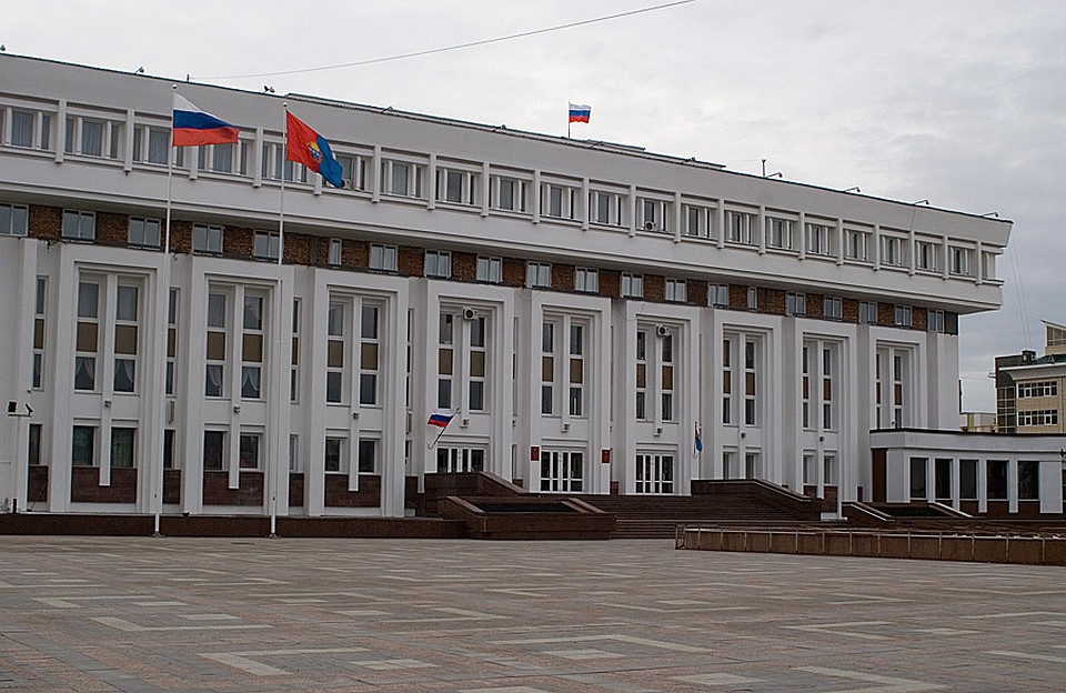 Под защиту возьмут администрацию и облдуму