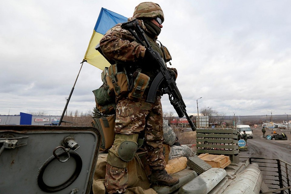 Десантники ВСУ вступили в коррупционный сговор с волонтерами. Фото: novorosinform.org