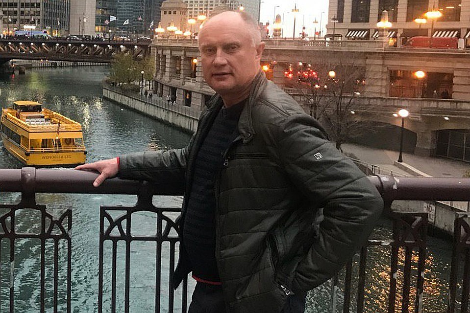 На своей странице в интернете Вячеслав Откин делится фотографиями с отдыха в США. Фото: соцсети.