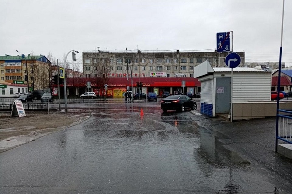 Пенсионер в Ноябрьске попал под колеса легковушки Фото: Госавтоинспекция Ямала