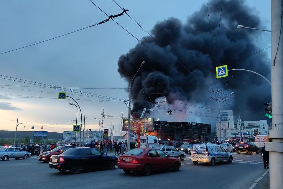 Автосалон собираются восстановить Фото: Александр Кудрявцев