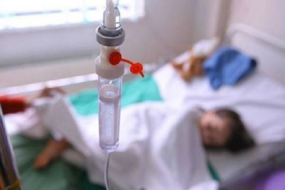 5-летний мальчик в реанимации, ещё одна девочка в больнице.