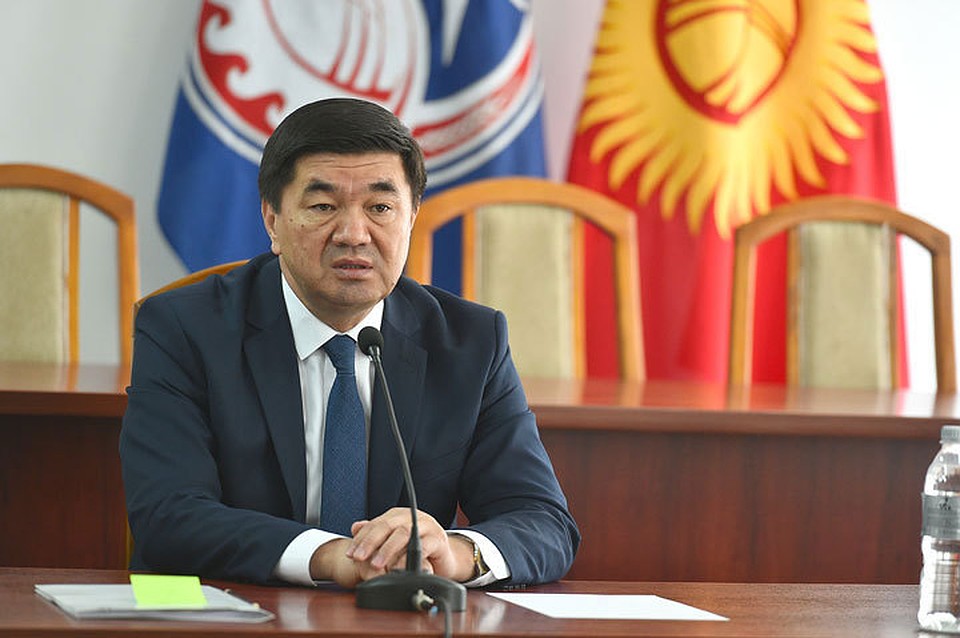Абылгазиев тоже недоволен работой на местах.