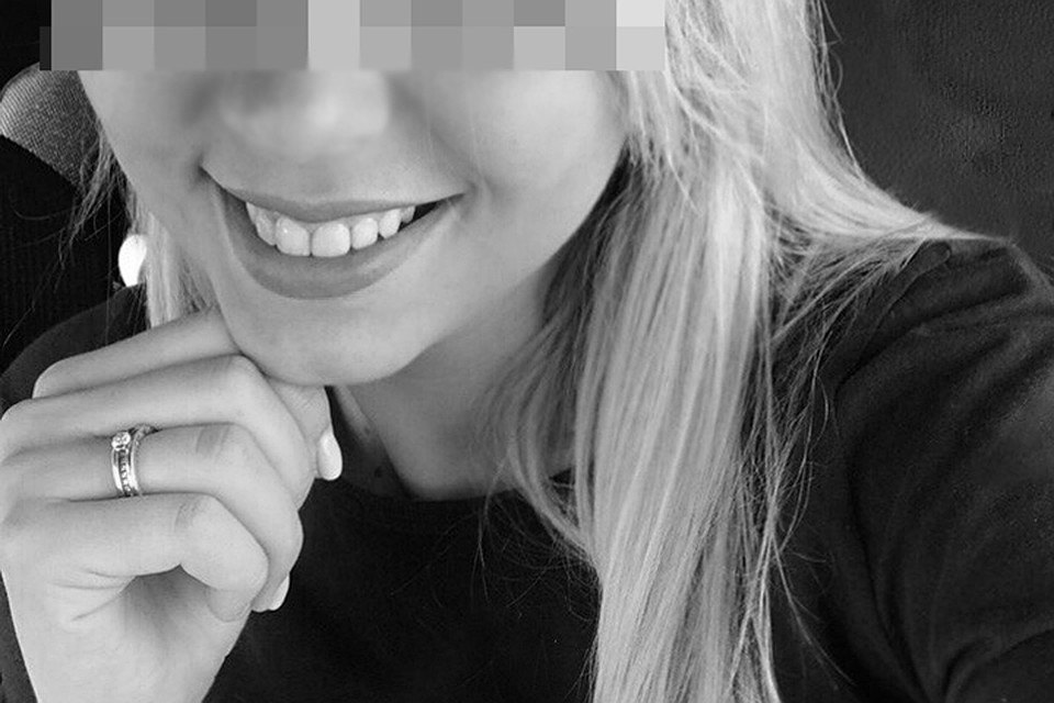 Ксения лишилась колечка за полмиллиона