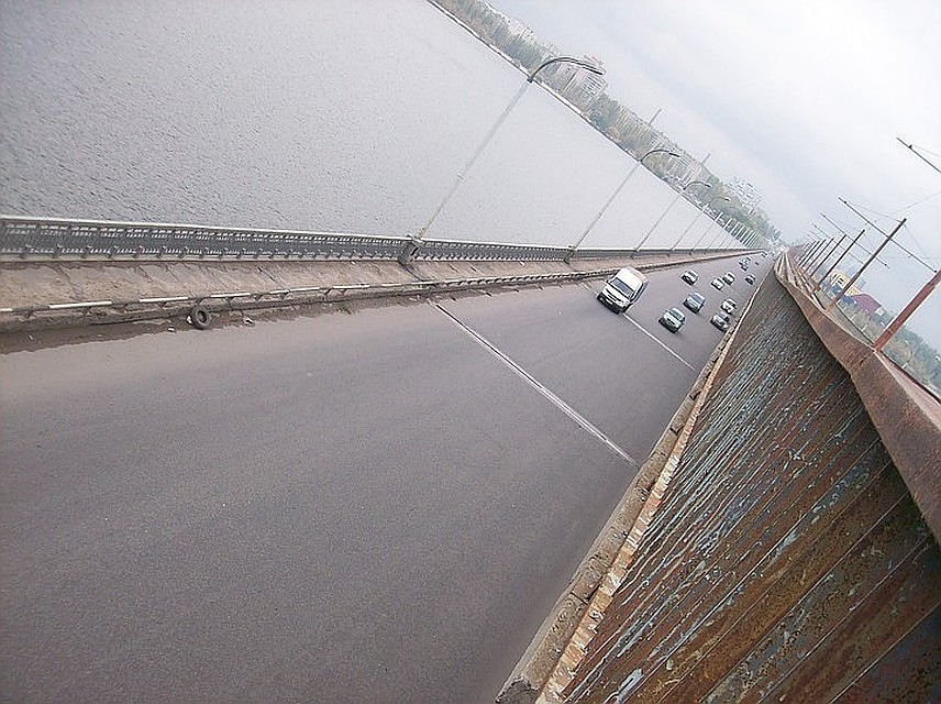 Скоро можно будет ездить только по половине Северного моста.