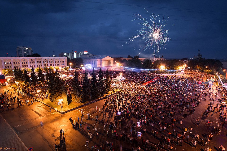 Финальный концерт в нынешнем году пройдет не на Театральной площади. Фото: Сергей ФРОЗА