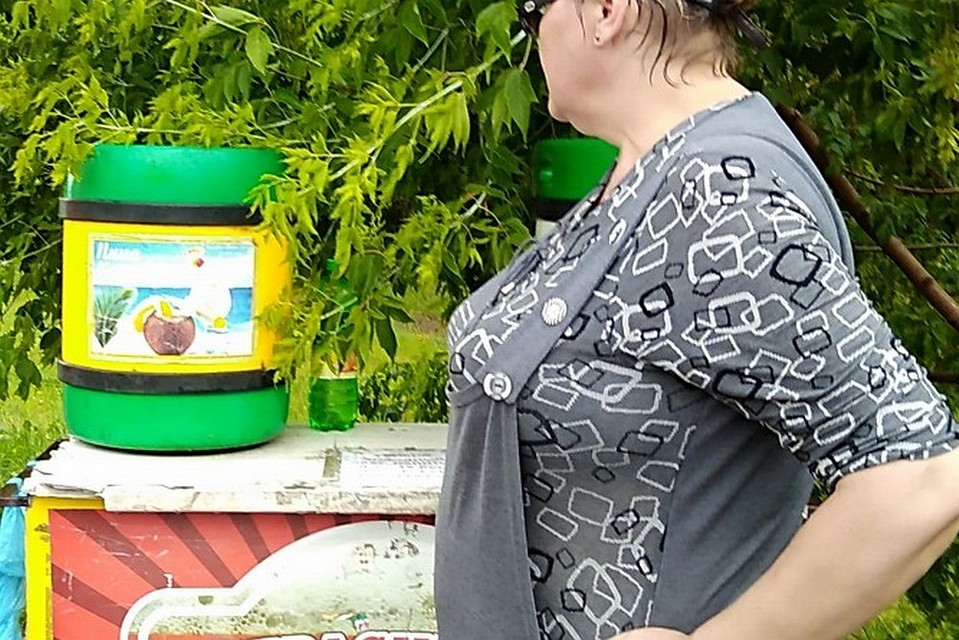 Вдоль дорог торгуют квасом нелегально
