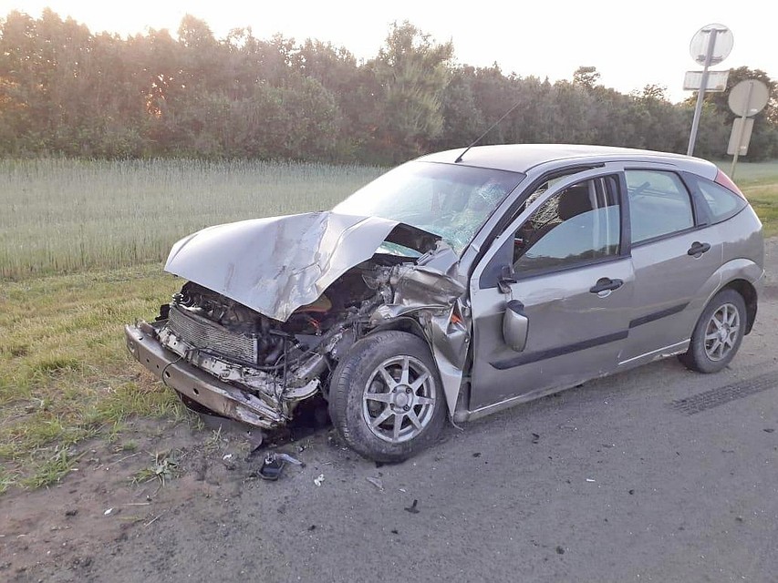 Иномаркой "Ford Focus" управлял 31-летний мужчина