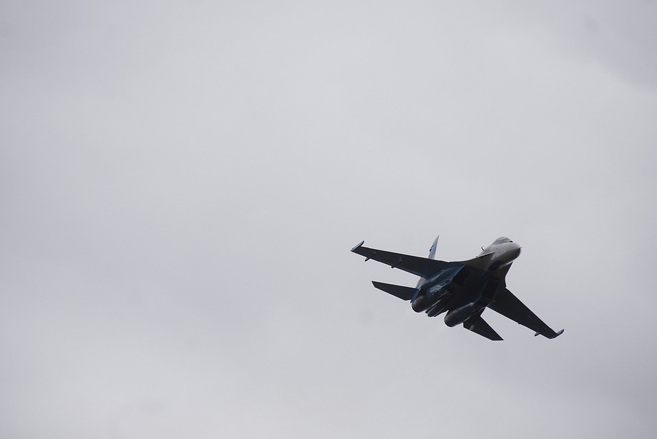Су-27 были подняты на перехват американских бомбардировщиков В-52Н.