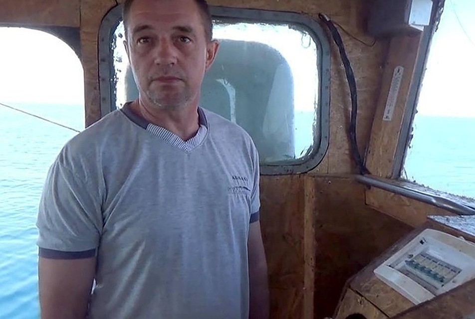 Капитан браконьерской фелюги из Украины Виктор Новицкий. Фото: ПУ ФСБ по РК