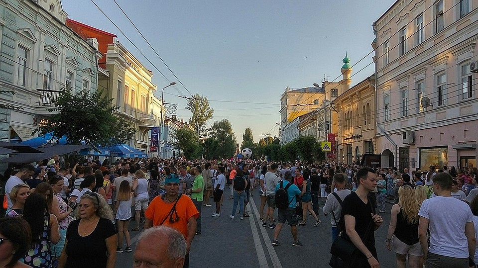 Музыканты пройдут под звуки праздничных маршей от площади Революции до Струковского сада