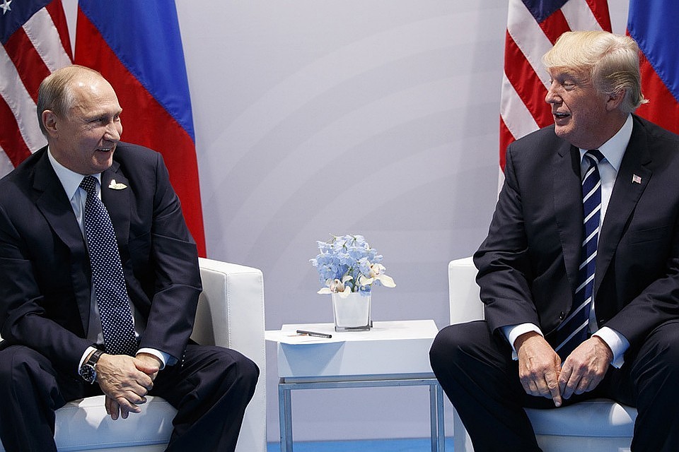 Песков заявил, что на данный момент ведется подготовка ко встречи Путина и Трампа на G20