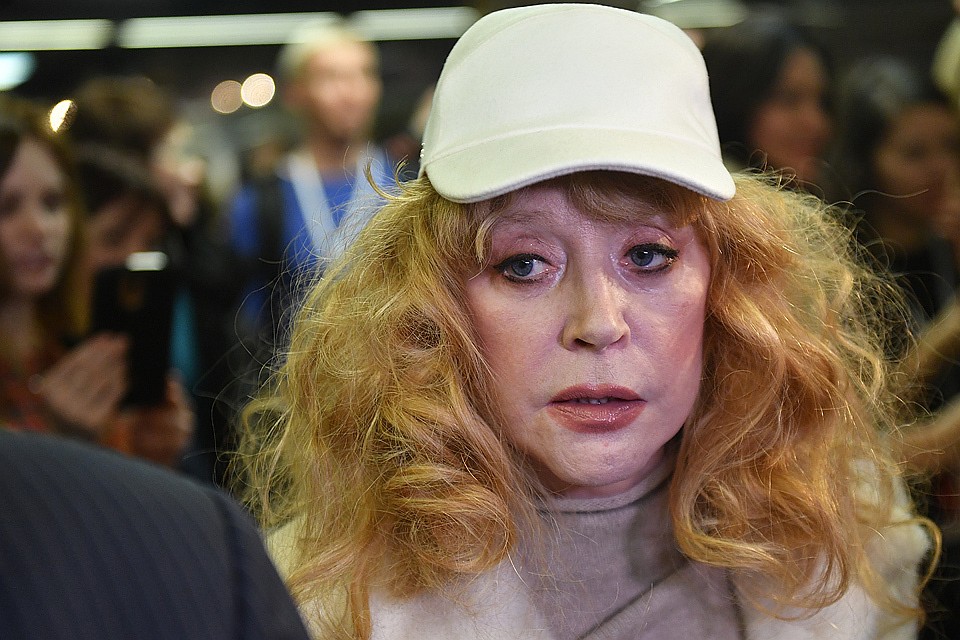 Алла Пугачева.