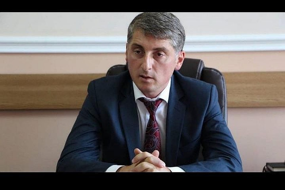 Эдуард Харунжен попал в больницу.