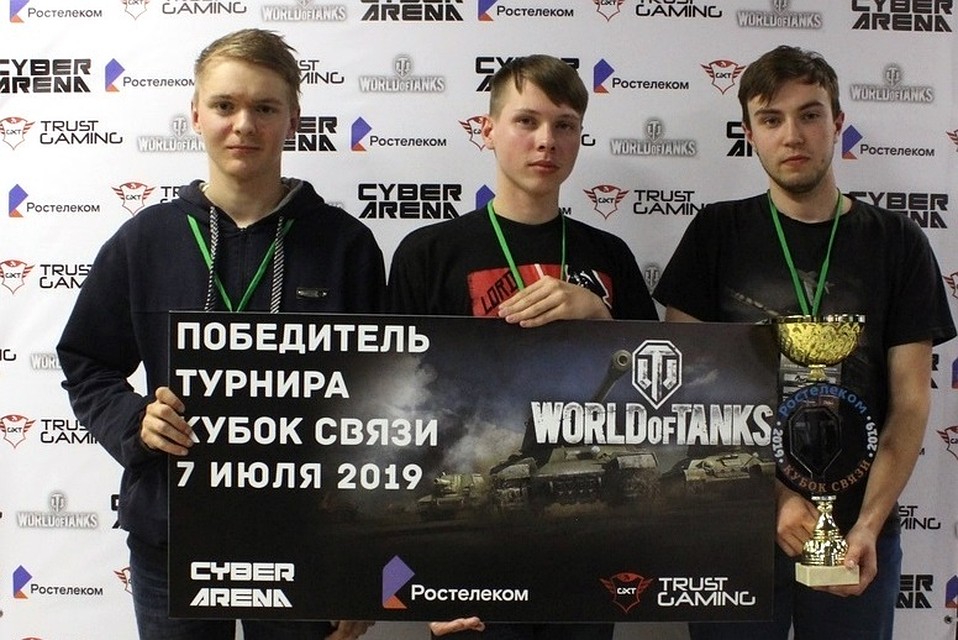 . По итогам турнира победа досталась брянской команде «Каблучок»