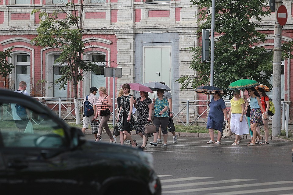 Ветер, ливни с грозами и град накроют Красноярск