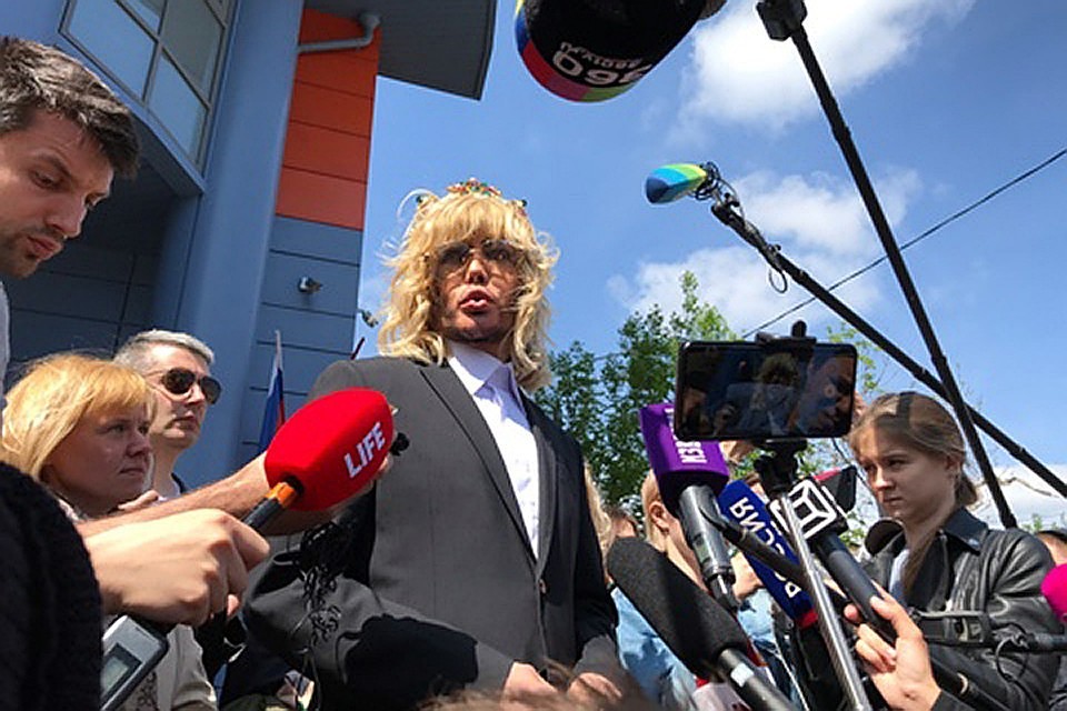 Сергей Зверев отстаивал Байкал, а теперь готов заняться новой темой.