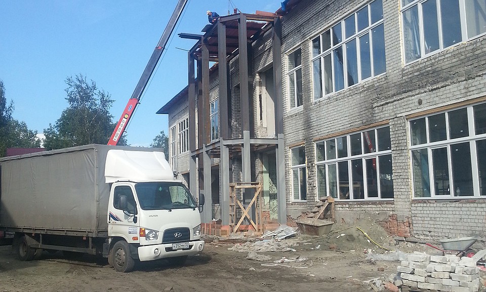 Рабочие готовят помещения для «Кванториума».