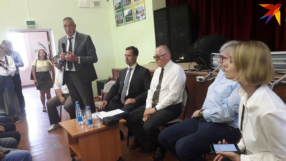 Встреча с местными жителями в поселке Михайловский