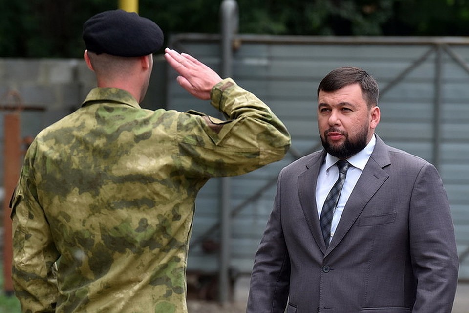 Денис Пушилин приехал поздравить бойцов СОБРа с юбилеем. Фото: denis-pushilin.ru