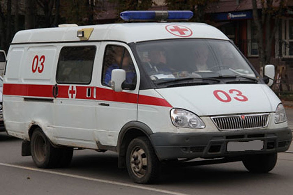 Ребенка увезли в больницу.
