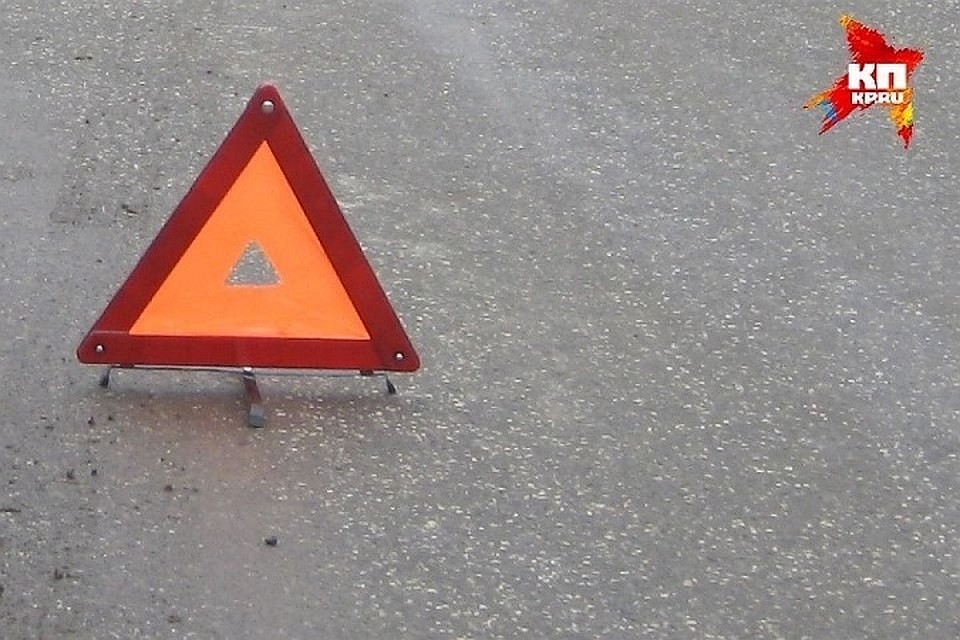 Женщина переходила дорогу в неположенном месте
