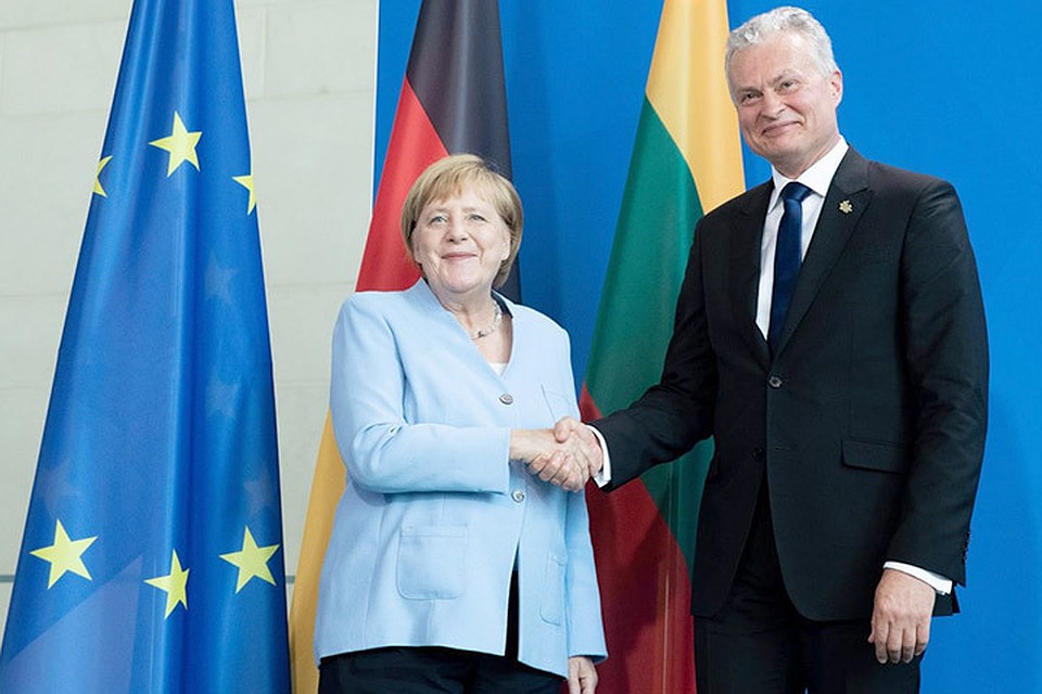 Президент Литвы Гитанас Науседа провел переговоры с канцлером Германии Ангелой Меркель. Фото: Scanpix/EPA