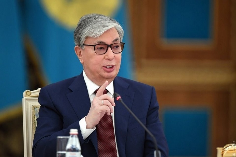Президент также поручил увеличить зарплату учителям.