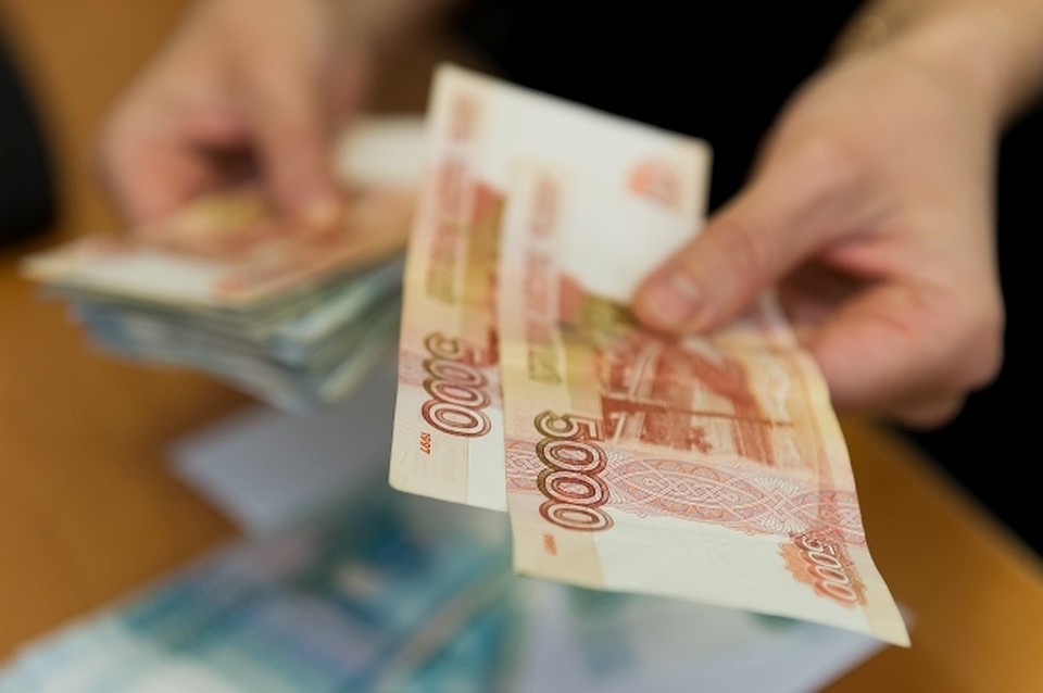 В Хабаровском крае все чаще находят поддельные пятитысячные купюры