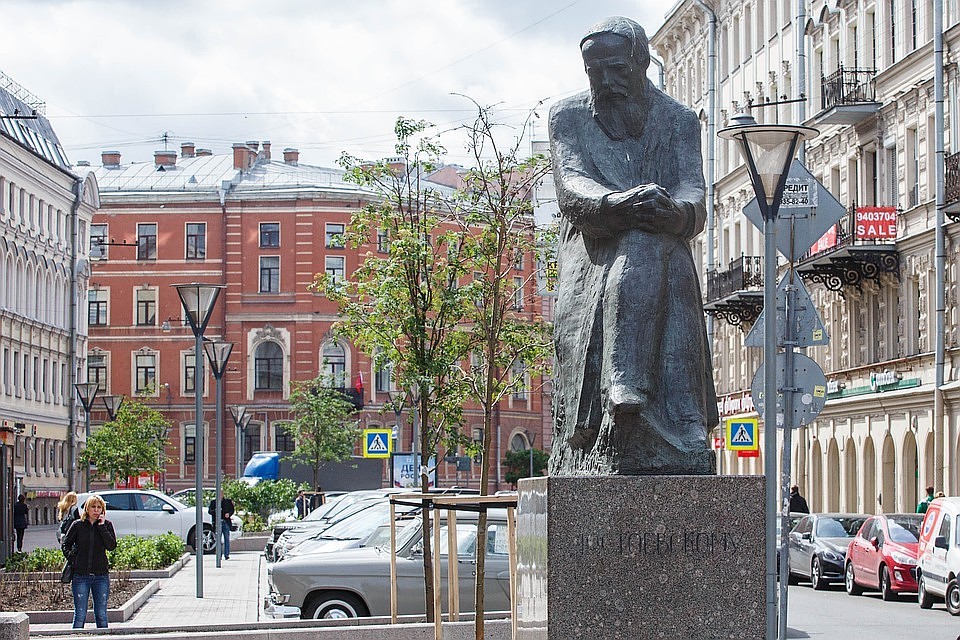 На месте Кузнечного сквера не будет нового корпуса музея Достоевского.