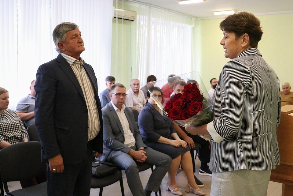 Депутаты одобрили заявление Андрея Ивкина о досрочном прекращении полномочий. Фото официальной группы "Администрация г. Саки" во "Вконтакте".