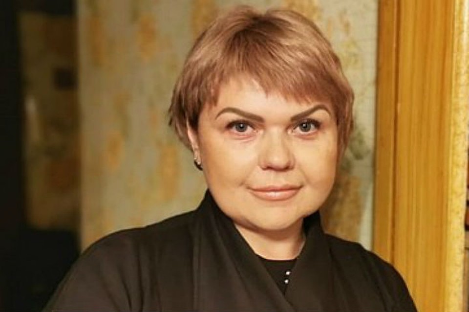 Стюардесса Ан-24 Елена Лапуцкая, которая спасла 43 пассажиров в Бурятии, скучает по небу.
