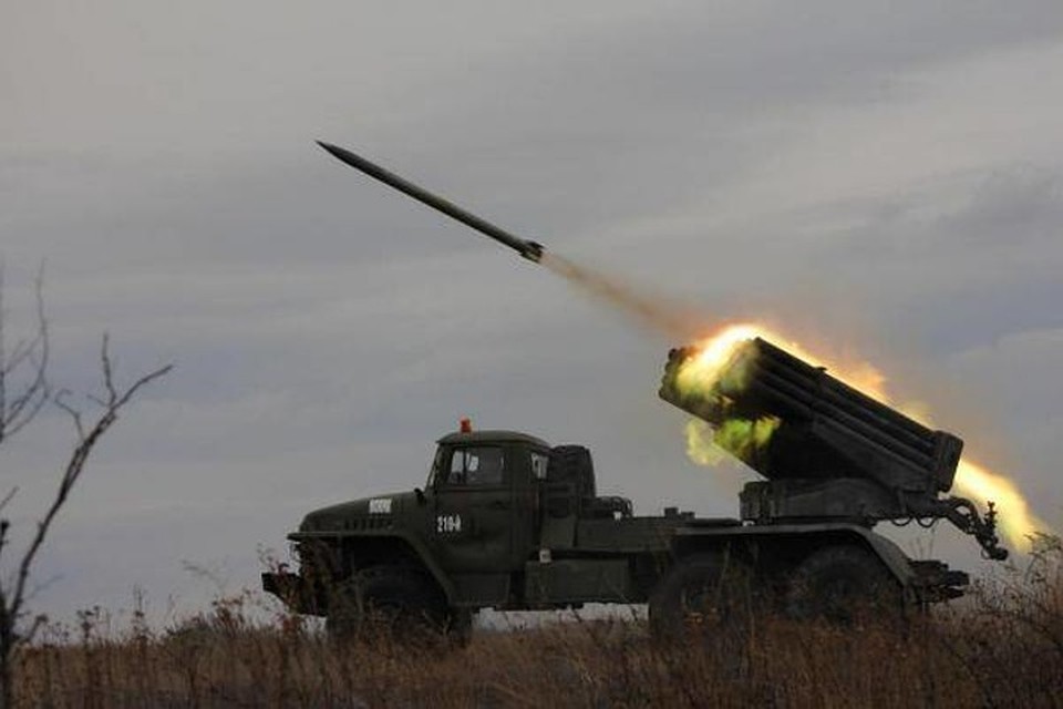 Украинские боевики обстреливают Коминтерново. Фото: topwar.ru