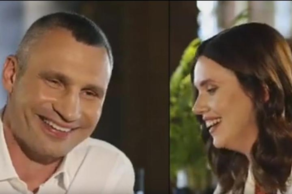 Виталий Кличко: «Мне так нравится это высказывание: «Не каждый человек может заглянуть в завтрашний день». Хорошо! У всех улыбка большая»