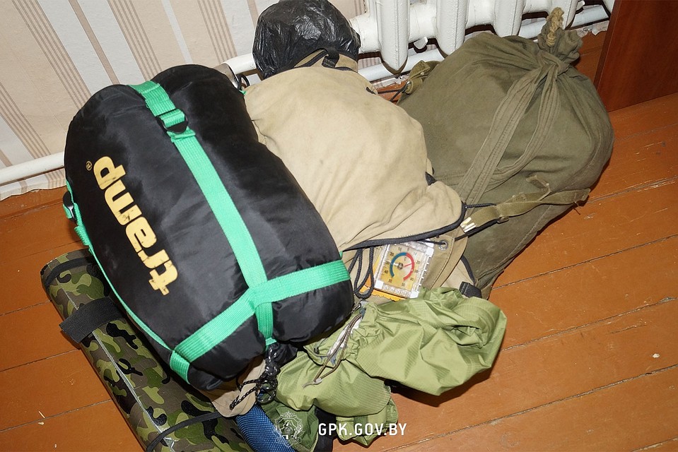 Экипировка для путешествия по зоне отчуждения россиянину не пригодилась. Фото: gpk.gov.by