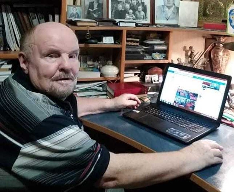 Писатель был активным пользователем Фейсбука. Фото: Страница Леонида Дайнеко в Фейсбуке