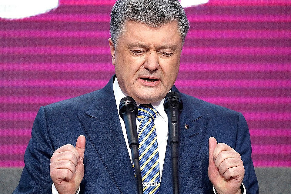 Депутат рады заявил, что при помощи Порошенко США управляют Украиной