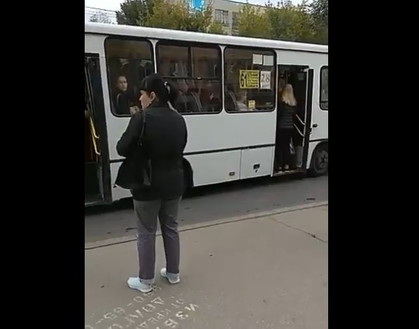 Самарцы пожаловались, что им трудно попасть в автобусы в час пик