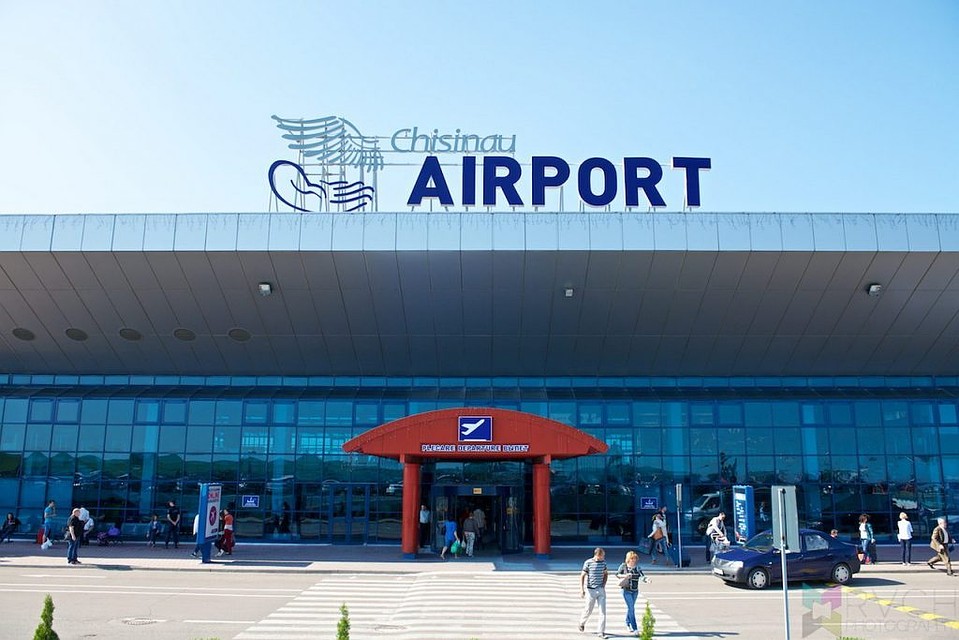 Пока аэропорт не принадлежит государству.