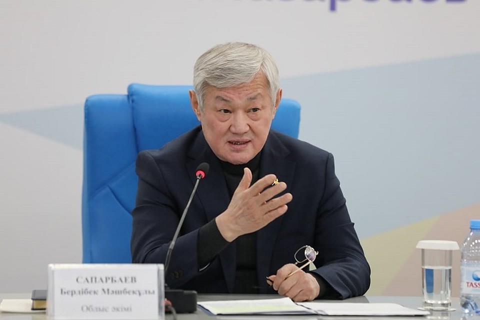 Бердибек Сапарбаев.