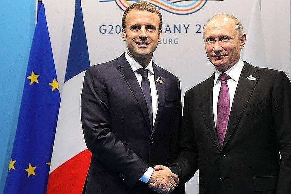 Саммит пройдет в Париже по предложению Макрона