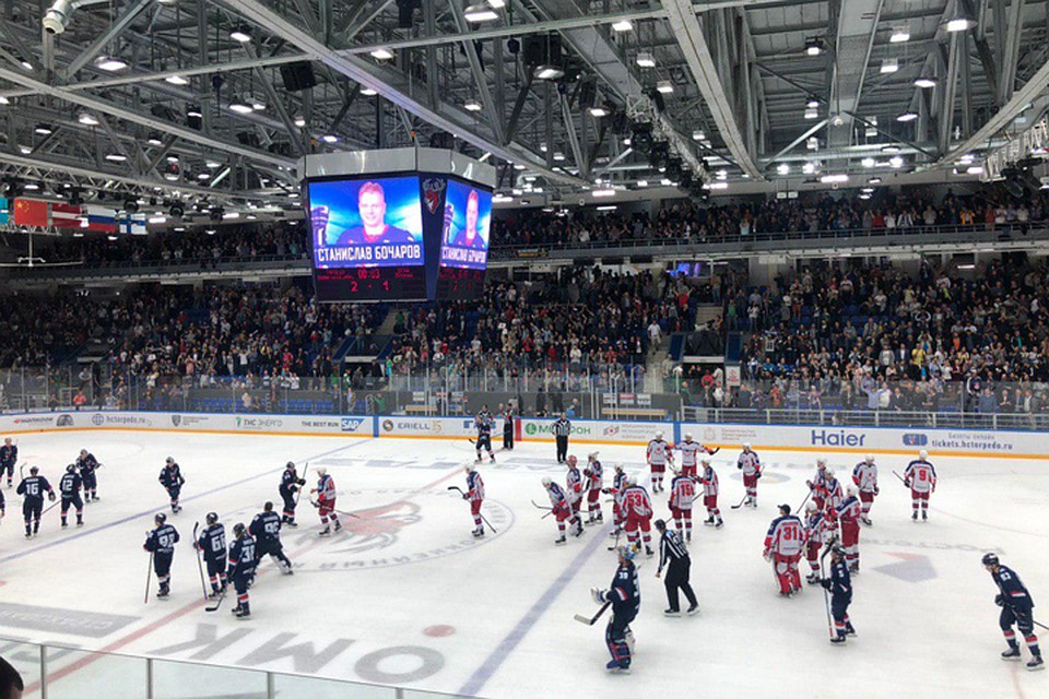 «Торпедо» эффектно обыграло ЦСКА на последних секундах