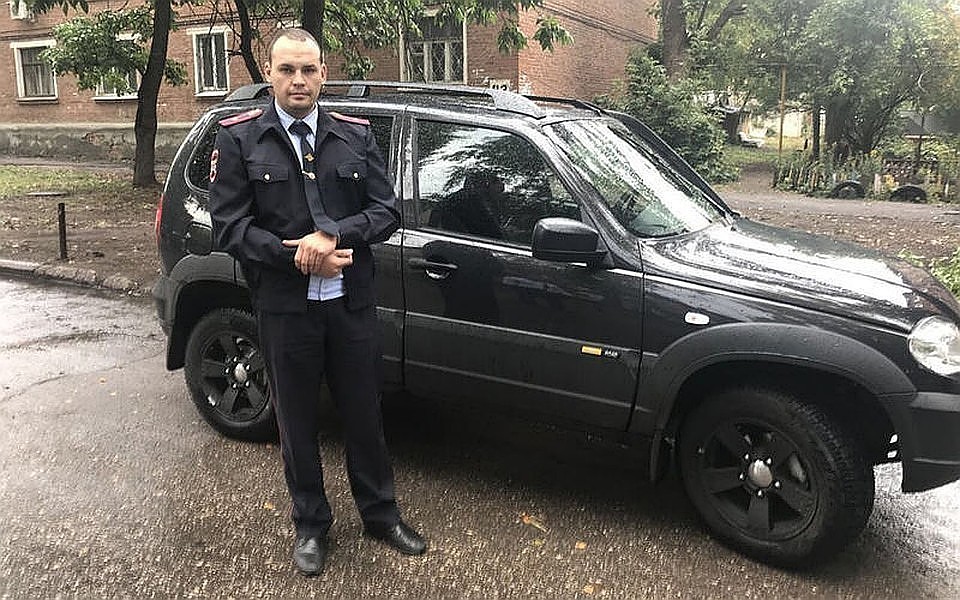 Бывший полицейский обещал за взятки закрывать глаза на нарушения местной фирмы и транспортного МП