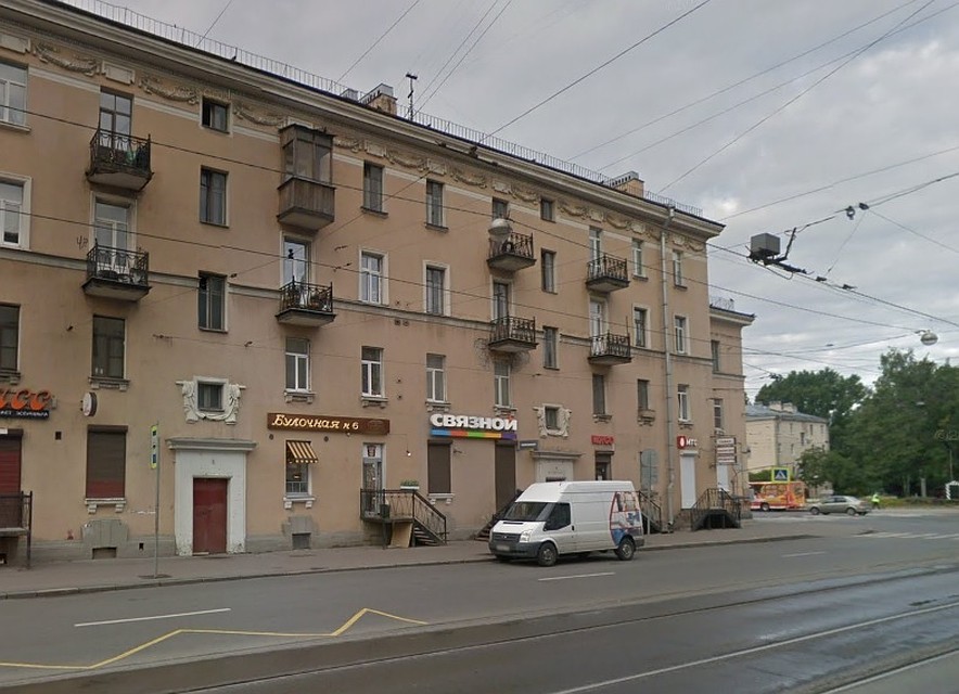 Ориентировка подозреваемого направлена в отделы полиции. Фото: google.com/maps