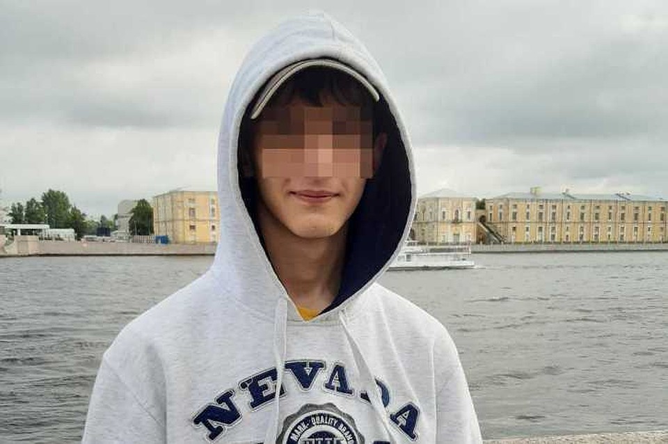 Парня задержала полиция