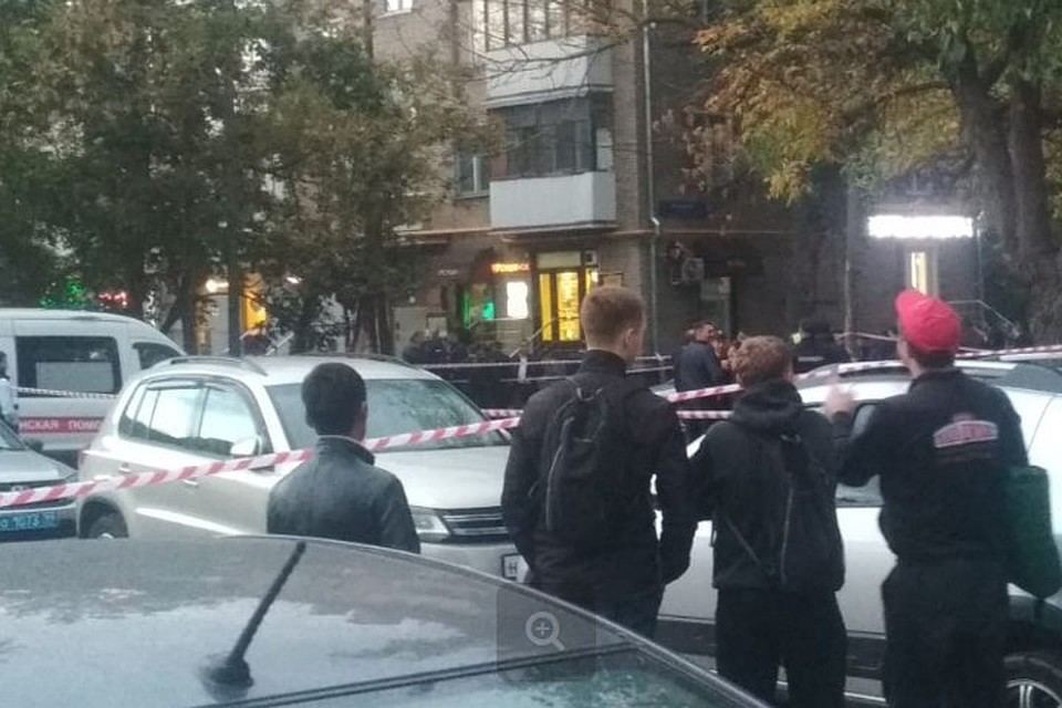 Один сотрудник погиб, второй ранен в ходе перестрелки в Москве