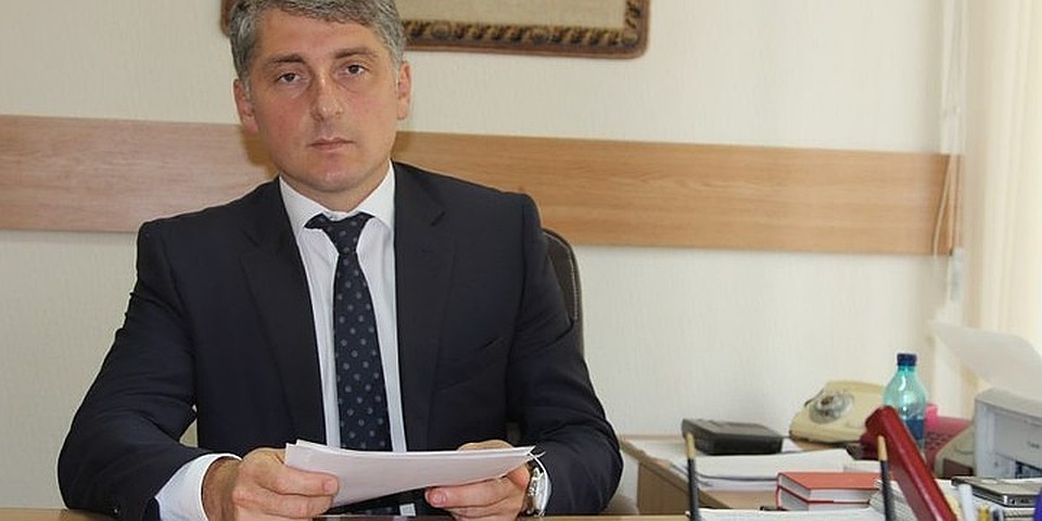 Эдуард Харунжен.