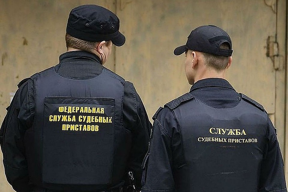 Брат алиментщика заплатил долг, чтобы не отдавать семейную иномарку.